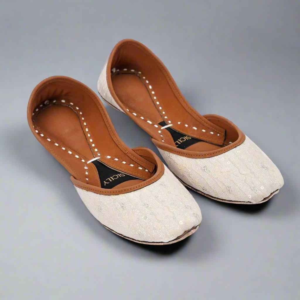 Jhilmil (Off-White)