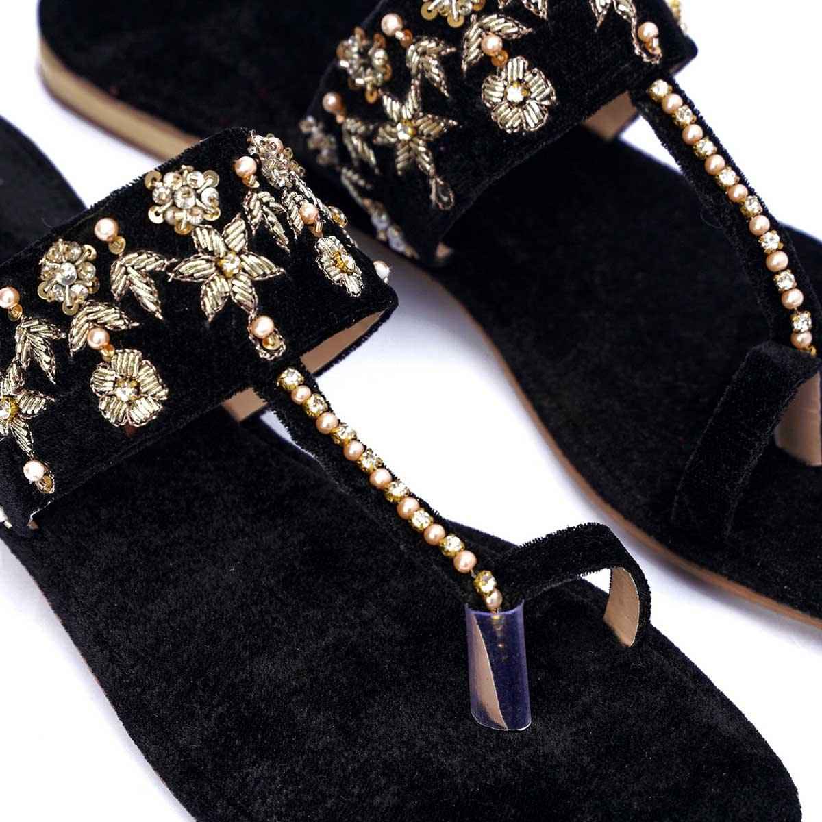 Beena (Black)