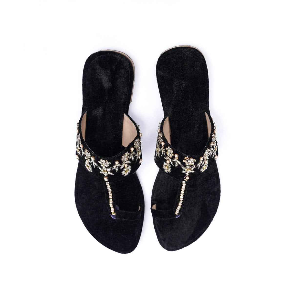 Beena (Black)