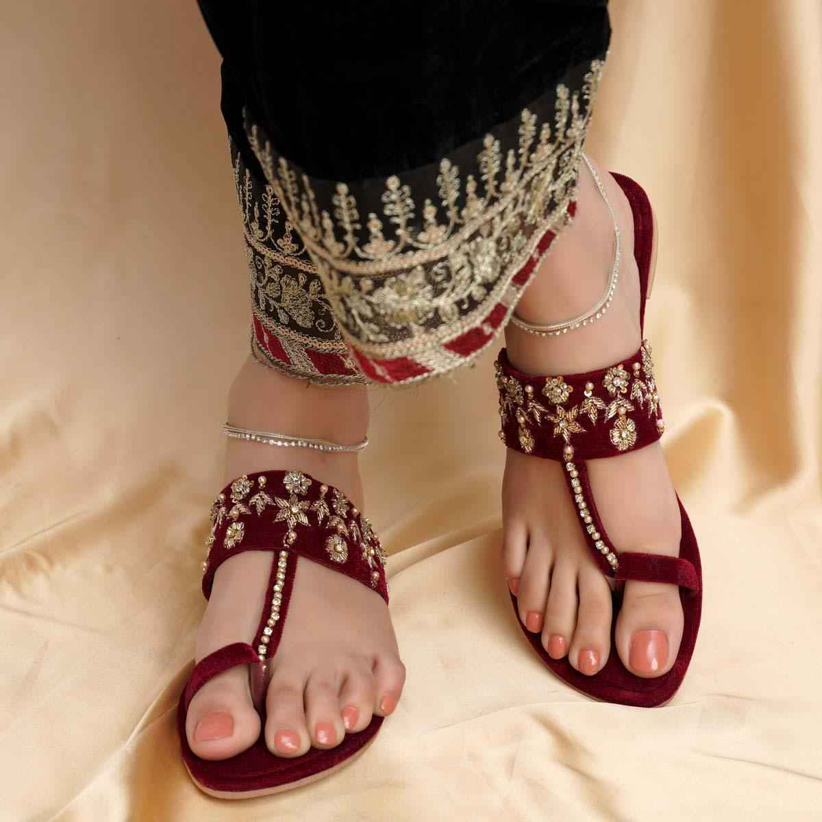 Beena (Maroon)